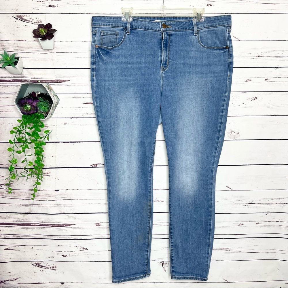 Old Navy Pop Icon Skinny Denim Jeans Size 18 with 29 inch Inseam Medium Wash